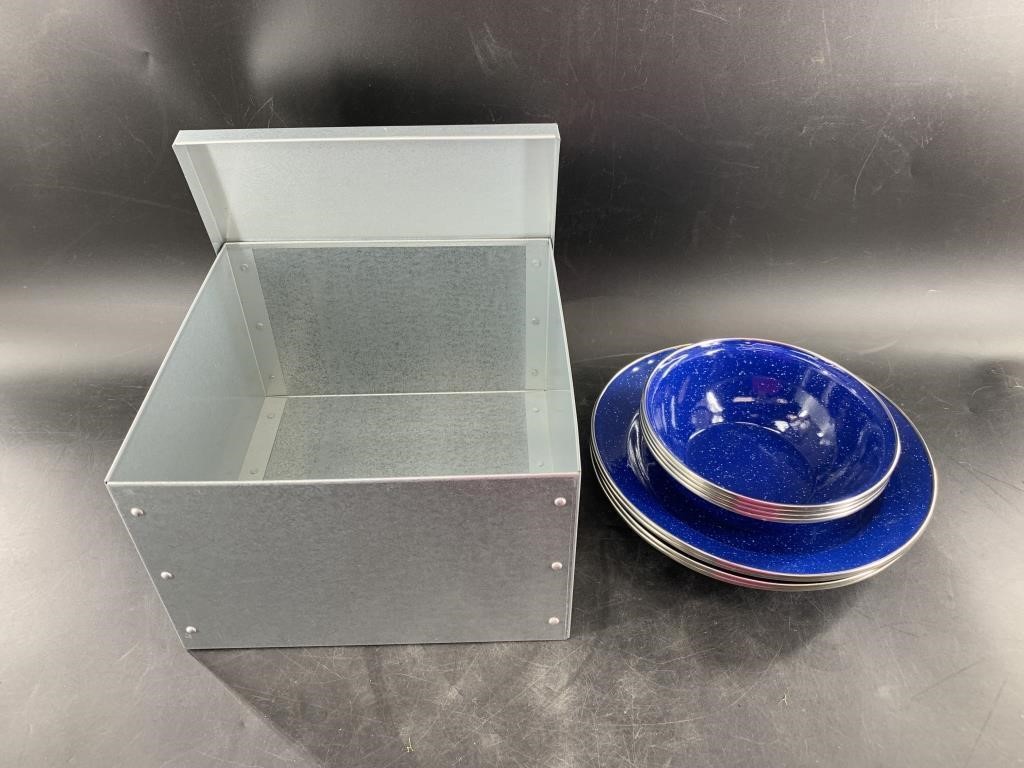 Small metal box with lid, with camping bowls and p