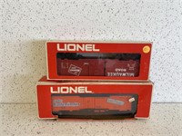 2 LIONEL TRAIN CARS