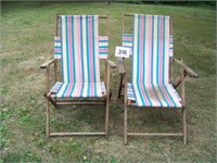 2 Wood Lawn Chairs