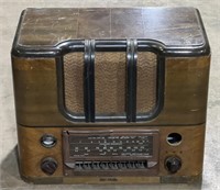 (K) RCA Victor Vintage Tube Radio Model 97T
