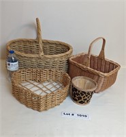 HEAVY WICKER BASKETS