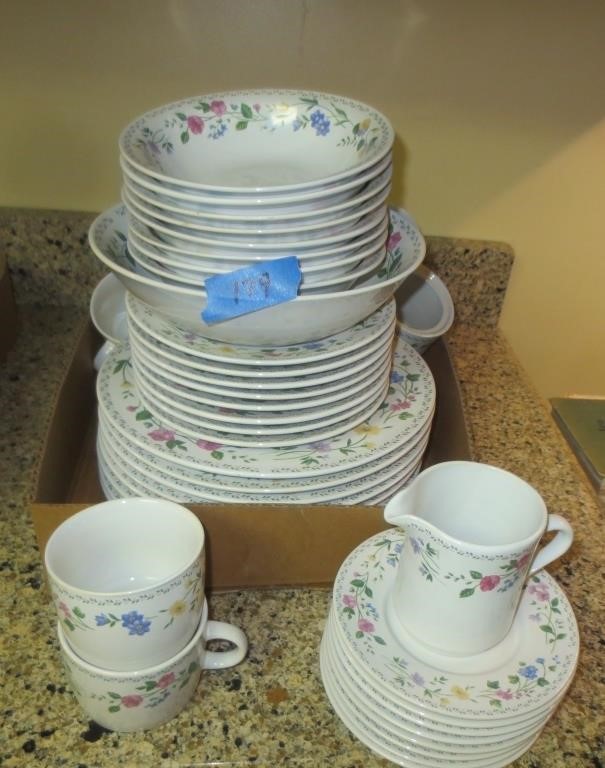 Fabreware "English Garden" dishes