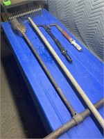 Garden rake, pair of nail pullers, 4 inch post
