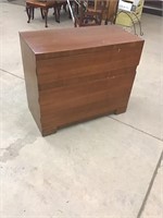 Mid century modern 3 drawer low chest. 39 x 19 x