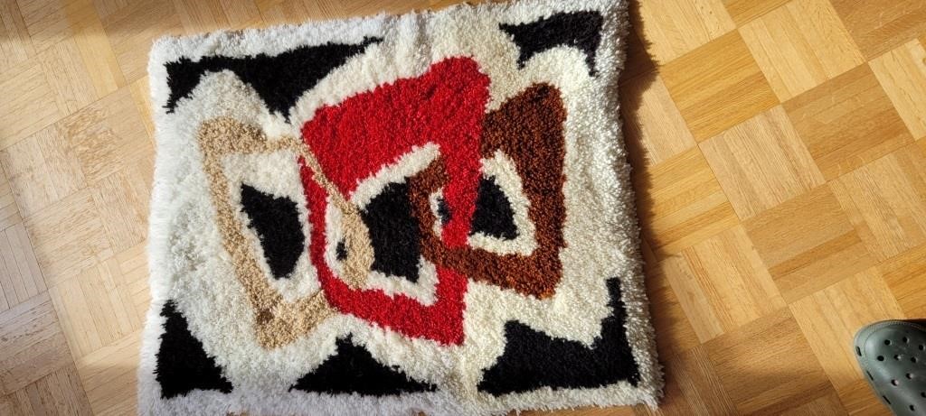 Hand made Fuzzy Hook Rug 35x28