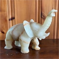 Carved Onyx Elephant 7.5 in
