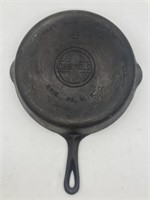 (A) Griswold No. 9 cast iron skillet