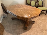 Bernhardt Extending Dining Table w/ 2 Leaves