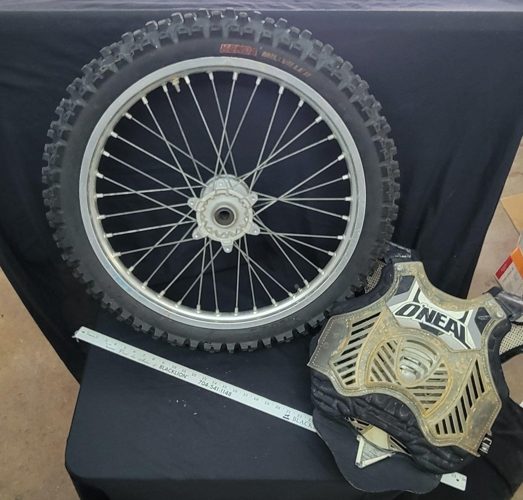 Dirt Bike Wheel (90/100-21) & Chest Plate