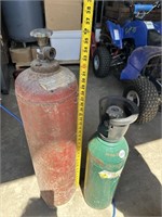 Oxy acetylene tanks