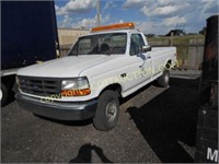 1994 Ford F150 4x4 long bed standard cab pickup,