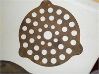 #110 Iron trivet