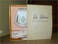 Vintage Lady Sunbeam elec. Shaver