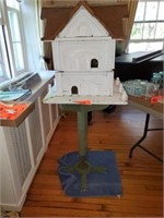 VTG. JACOBS BIRD HOUSE ON STAND W/ BOOK PARTS