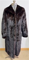 BEAUTIFUL VINTAGE LADIES FULL LENGTH FUR COAT