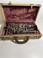 Vintage musical marked M DuPont Clarinet in case