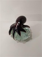 Art Glass Octopus Paperweight U15A