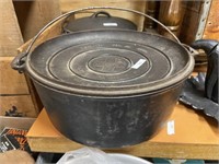 Griswold Dutch oven number 10 slant logo cast