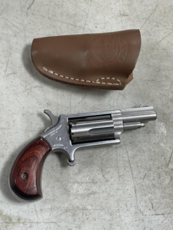AMERICAN ARMS .22 MAG MINI REVOLVER & HOLSTER