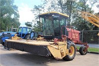 New Holland HW 340 Windrower