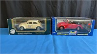 Lot of 2 die cast 1:18 scale VW Bug