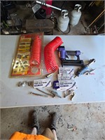 Pneumatic tools and hoses brad nails