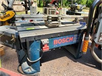 BOSCH ROUTER TABLE