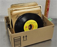 Lot of vintage 45RPM records, see pics