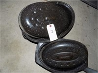 2 cannnig pans