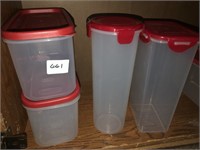 Food storage containers