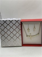 RELIGIOUS NECKLACE & PIERCED EARRING SET
