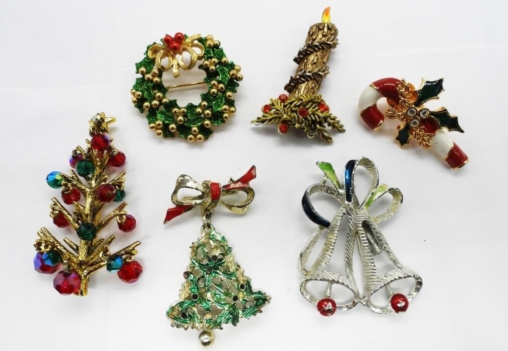 6 Vintage Christmas Pins