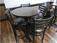 30in Round Bar Table with 4 chairs