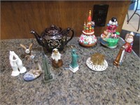 christmas items,teapot & figurines