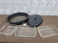 Turkey roaster and glass cake pans