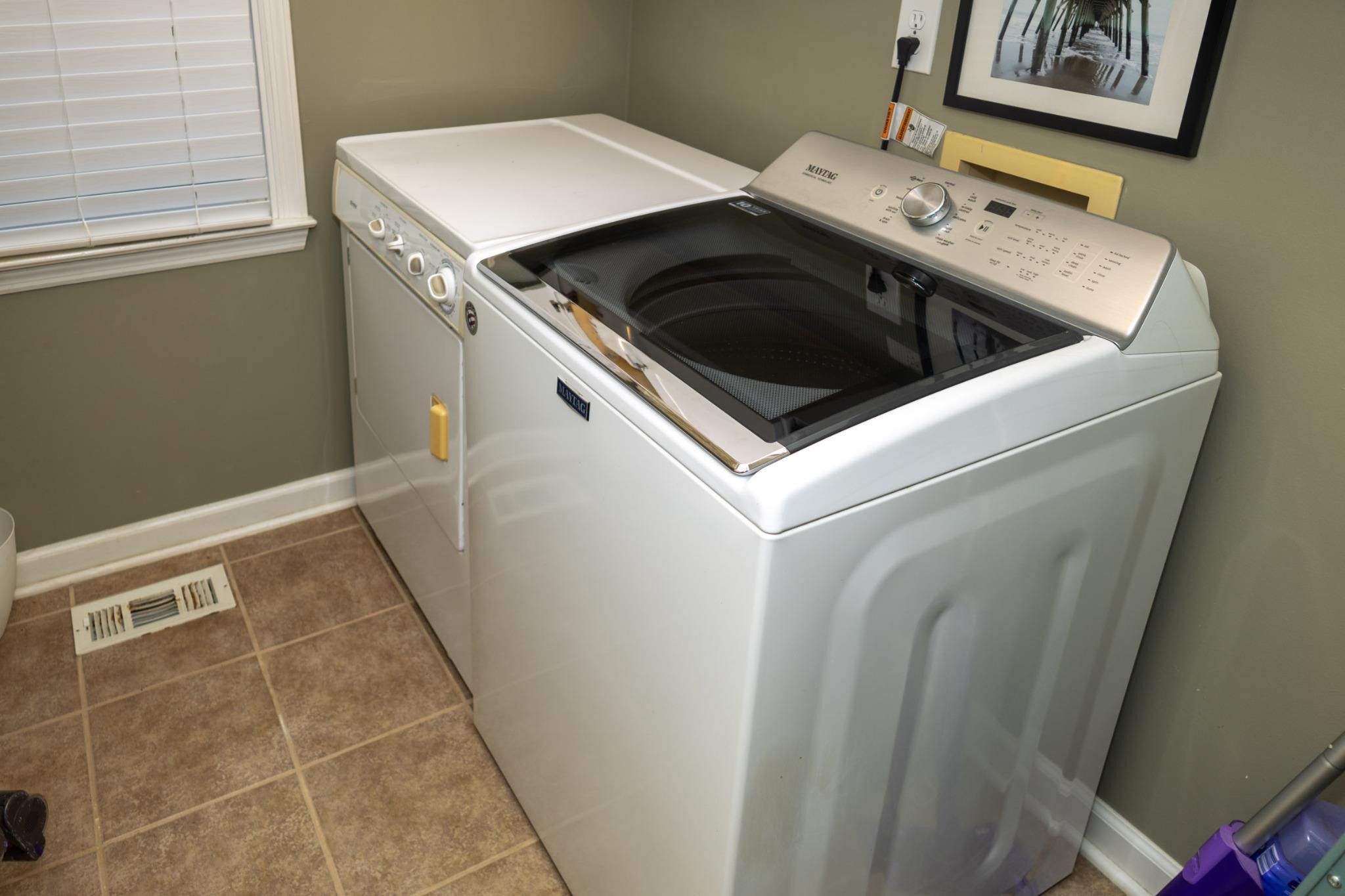 Maytag Washer & Kenmore Dryer