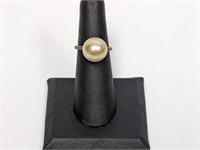 .925 Sterling Faux Pearl Ring Sz 6