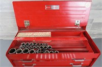 SEARS CRAFTSMAN TOOLBOX / LRG. QTY. OF TOOLS