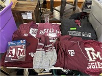 LARGE LOT OF TEXAS A&M ITEMS CLOTHES ETC