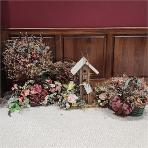 Dried Floral Arrangements, Birdhouse