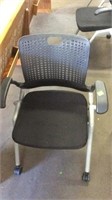 FOLDING ROLLING CHAIR