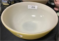 Vintage Pyrex Yellow Mixing Bowl.