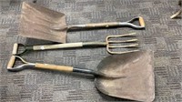 Grain Shovels (2) and 4 Peong Hay Pitch Fork