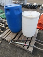 (2) Plastic Barrels & (2) Top Links