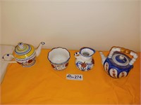 2 tea pots and cup
