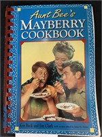 AUNT BEE’S MAYBERRY COOK BOOK