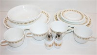 21 Pcs. Of Corelle Livingware, (4) Corelle White