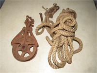ANTIQUE CAST IRON HAY PULLEY PLUS ROPE