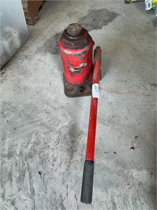 RED HYDROLIC JACK WITH HANDLE