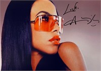 Autograph COA Aaliyah Photo